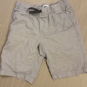 Old Navy grey shorts